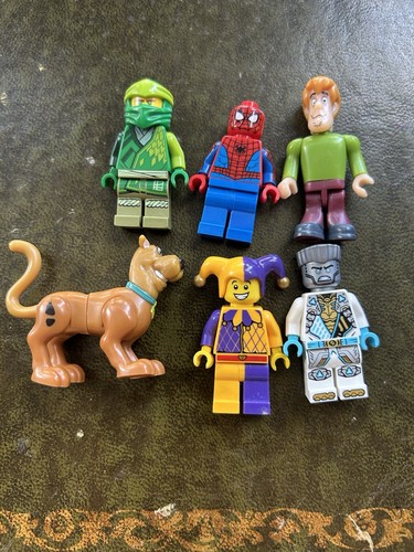 Lego mini figure - bundle, x4
