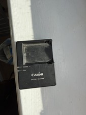 Genuine Canon LC-E8E Battery Charger for LP-E8 550D 600D 650D 700D