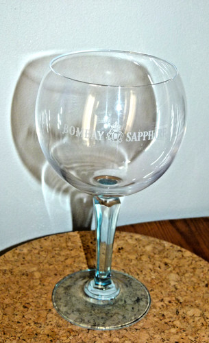 Bombay sapphire gin - bombay,