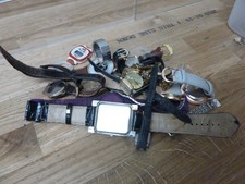 BUNDLE  BROKEN  WATCHES/ SOLD
