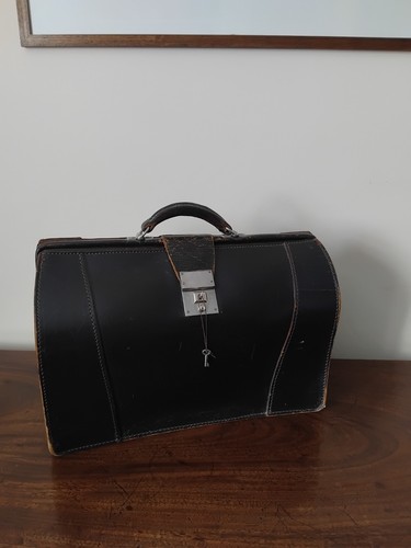 Vintage 1970 black leather