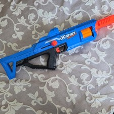 Zuru X SHOT Insanity Bezerko Dart Blaster with 50 boxed darts & attachments GC