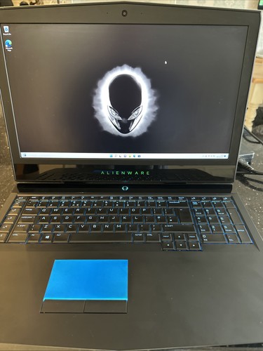 Alienware gaming laptop - 17,