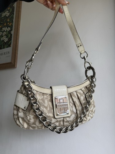 Gorgeous vintage y2k guess