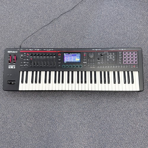 Roland fantom excellent - -,