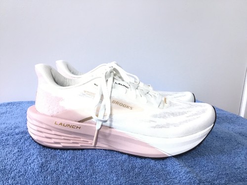 New women brooks launch 2 - new,