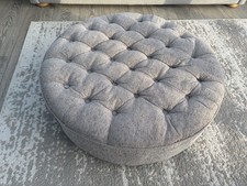 Large Chesterfield Footstool Round Button Pouffe Ottoman Coffee Table legs