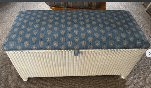 Vintage lloyd loom ottoman