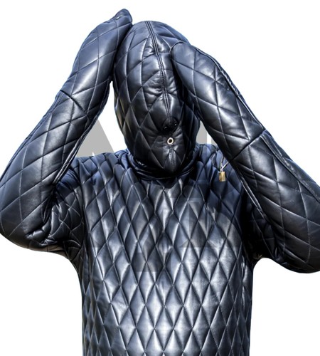 Black quilted leather hooded - quilted,