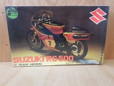 Protar 1/9  model kit Suzuki