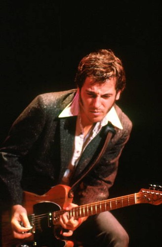 Bruce springsteen performs - bruce,