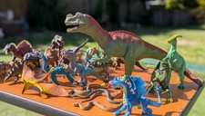 Dinosaur Bundle of 24 dinosaur