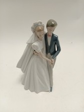 NAO by Lladro Porcelain Bride and Groom Figurine - 1996 Spain 11in