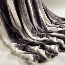 Highliving faux fur - 🛋️,