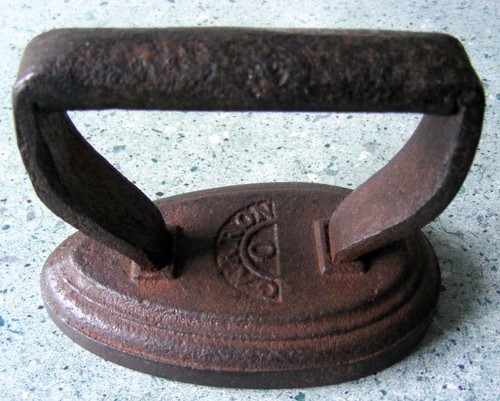 Antique carron falkirk - of,