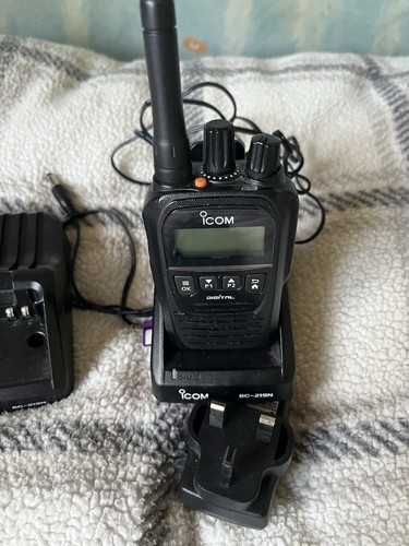 Icom f62d uhf radios - icom, with