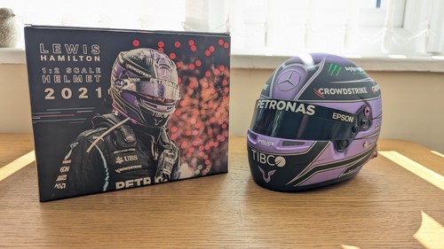 Lewis hamilton mercedes - lewis,