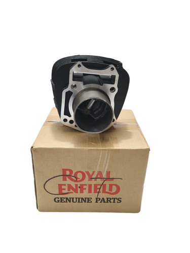 Cylinder barrel with - cylinder, piston