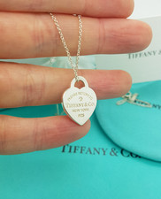 Return to Tiffany & Co. Small