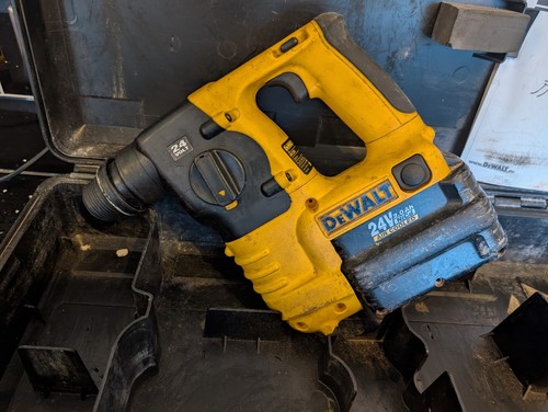 Heavy duty dewalt - duty,