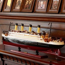 New titanic model - new, wooden