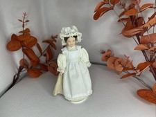 1:12 Scale Victorian Maid Doll