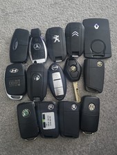 JOB LOT OF 14 USED CAR KEYS IN