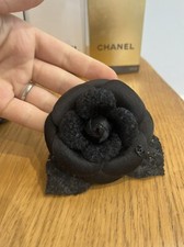 Authentic CHANEL Camellia Tweed Brooch Navy Blue NEW