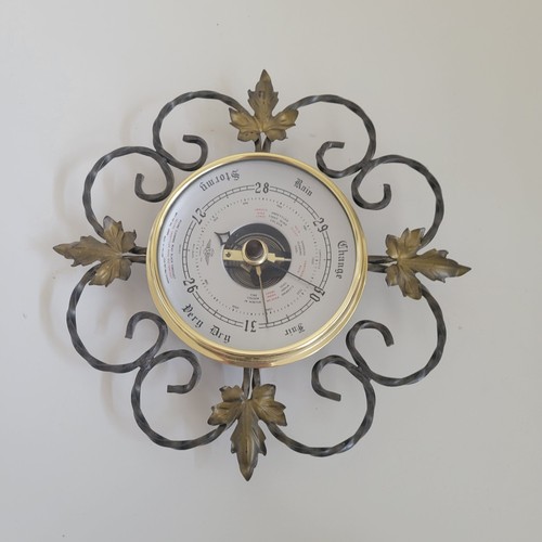 Vintage collectable barometer - barometer,