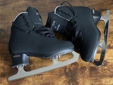 Jackson Freestyle Black Figure