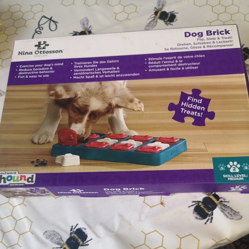 Nina ottosson dog brick dogs - nina,