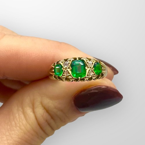 Gold ring emerald diamond - gold,
