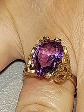 Vintage 14k Yellow Gold (Looped Cathedral Head) Purple Pear Cut Amethyst Ring 
