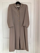 Karen Millen tailored coat / long jacket ladies sise 12 brown / taupe