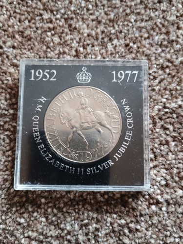 Queen elizabeth silver - queen,