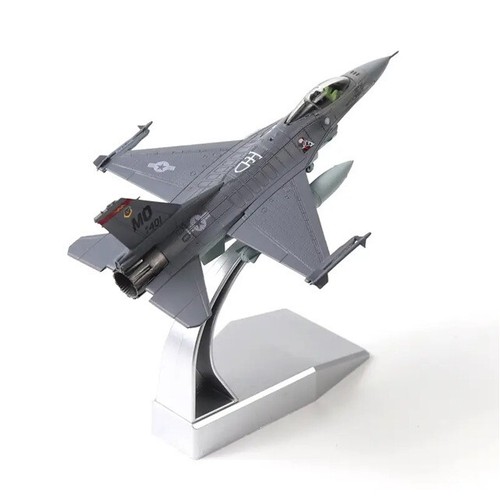 100 16c fighting falcon - 1:100,