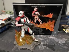 INCINERATOR TROOPER STATUE