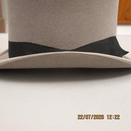 Vintage grey felt - top, dunn