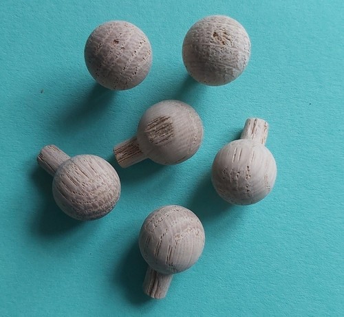 10x defect oak small - small, ball