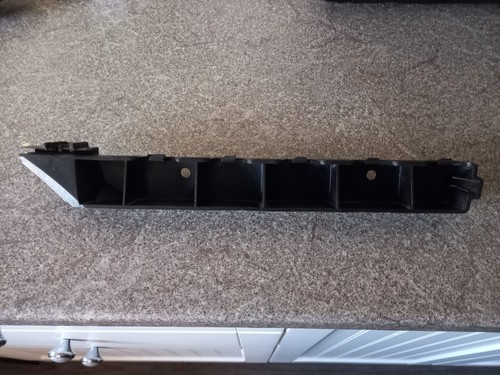 Front bumper wing bracket - , rh