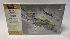 Vintage 1972 Revell B-17 F