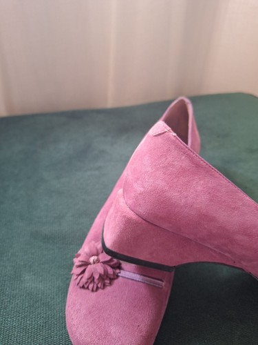 Ladies pink suede small - ladies, suede,