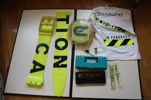 Maxi swatch caution wall - maxi,