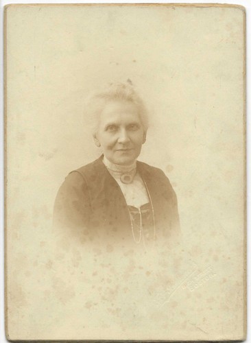 Cabinet card size - card,