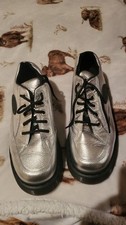 Dr Martens Silver Leather Buzz