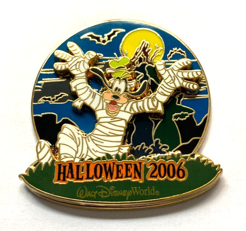 Disney pin badge haunted - disney,