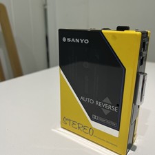 Vintage 1980s Sanyo Stereo Cassette Player Model M-G80D - read description