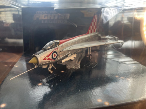 Corgi scale aa32308 - corgi,
