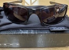 New Oakley Men's Sunglasses