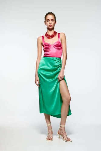 Bnwt zara gathered - gathered, satin